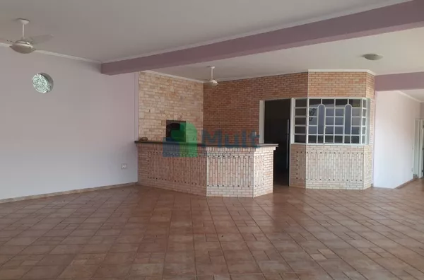 Casa para Venda e Locação – 5 quartos – 706,35 m² – 7 banheiros – Bairro Jardim Canadá – Ribeirão Preto/SP