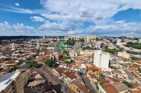 Apartamento Mobiliado ou Não em  excelente localização próximo à Av. Nove de Julho, Hospital São Lucas, Empório Mix com 200m² de área privativa.