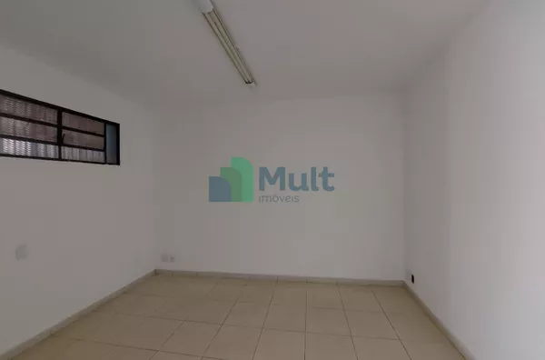 Prédio Comercial em  ótima localização com 132m²