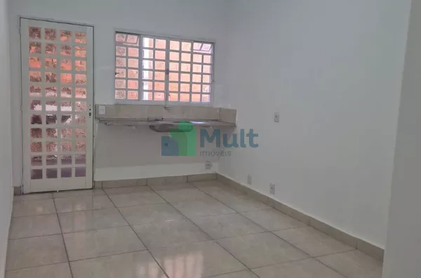 Casa para aluguel e venda, 3 quarto(s),  Parque Dos Pinus, Ribeirao Preto