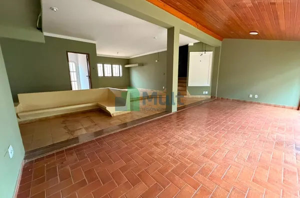Casa residencial/comercial para Locação – 4 banheiros – 2 Quartos - 303,10 m² – Bairro Ribeirânia | Ribeirão Preto/SP