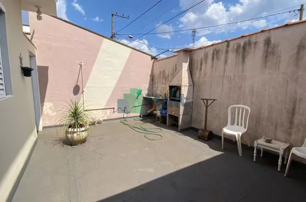 Casa com 3 dormitórios à venda, 133 m² - Vila Tibério - Ribeirão Preto/SP