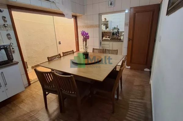 Casa Sobrado à Venda – Jardim São Luiz – Ribeirão Preto/SP