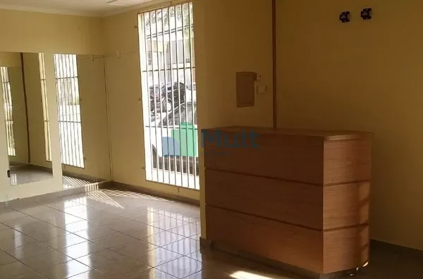 Loja  em excelente localização no Bairro Boulevard com 30m² de área útil.