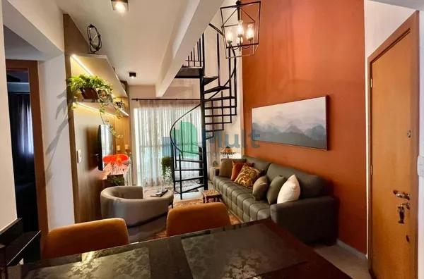 Cobertura Duplex Mobiliada, localizada no bairro Nova Aliança ao lado dos principais shopping da cidade de Ribeirão Preto com 93,22m² de área útil.