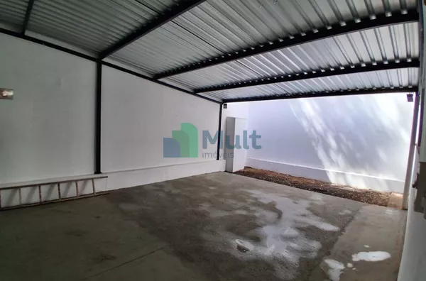 Galpão Jardim Anhanguera com localização próxima a Rod. Anhanguera com área construída de 510m² - Ribeirão Preto