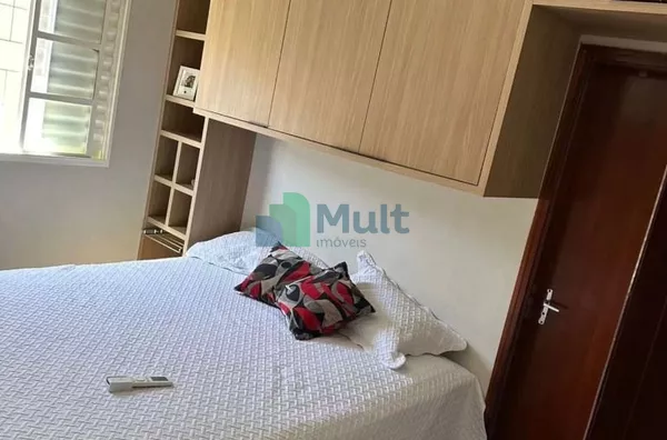 Casa em excelente localização no Bairro Palmares com terreno de 168m² e 147m² de construção, pintura nova.