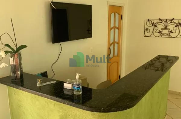 Casa Comercial em ótima localização na Zona Sul com 630m², ideal para clinicas, casa de repouso entre outros .