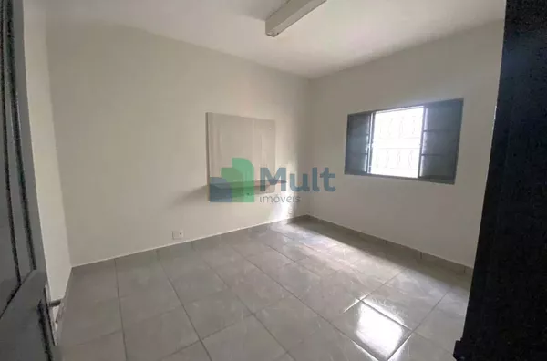 Casa com 3 dormitórios à venda, 95 m² - Vila Tibério - Ribeirão Preto/SP