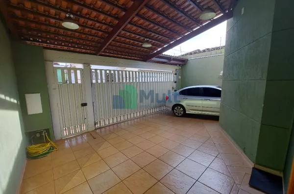 Sobrado em ótima localização no Bairro Sumarezinho com varanda gourmet.