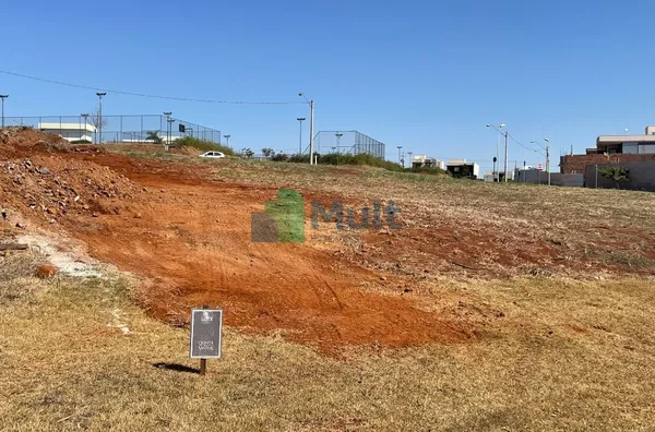 Terreno em excelente localização no Cond. Quinta dos Ventos, terreno com 465,62m² de ilha .