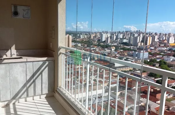 Apartamento em excelente localização com 95,51m² de área útil, 3 dormitórios, sendo 1 suíte.