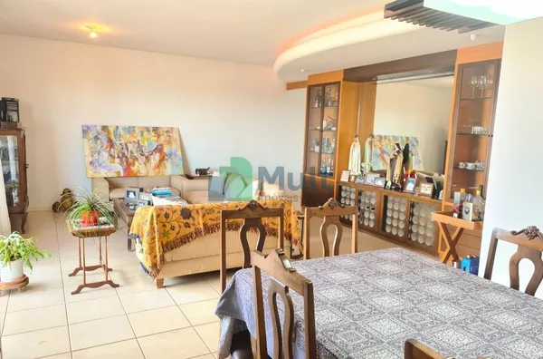 Apartamento Mobiliado ou Não em  excelente localização próximo à Av. Nove de Julho, Hospital São Lucas, Empório Mix com 200m² de área privativa.