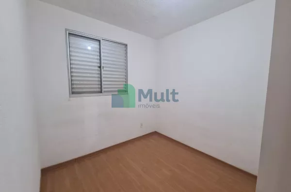 Apartamento localizado no Condomínio Pq Reino da Inglaterra com 41,85m².