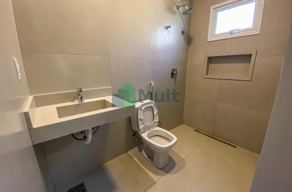 Casa térrea, com piscina, no terras de Santa Martha