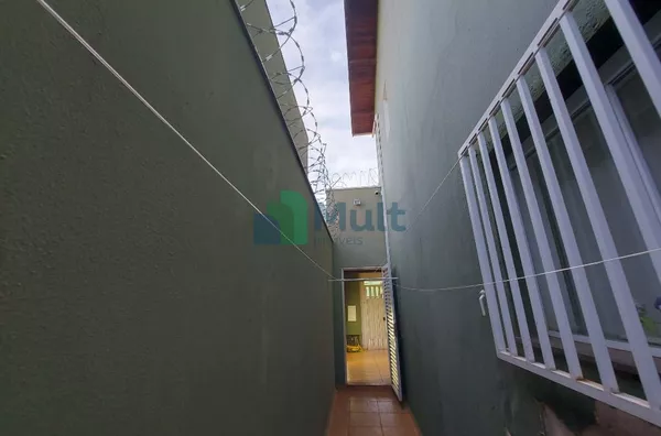 Sobrado em ótima localização no Bairro Sumarezinho com varanda gourmet.