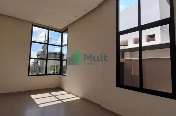 Casa nova em Condomínio e pronta pra morar... Venha e se mude