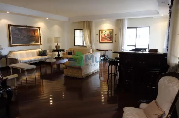 Apartamento de Alto Padrão com 503m² em ótima localização no Centro da Cidade de Ribeirão Preto.