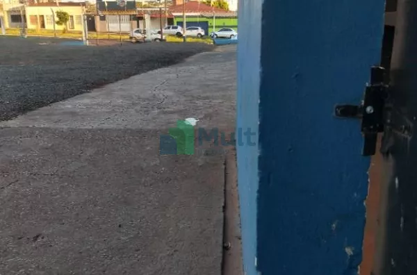 Terreno com benfeitorias para alugar, 1000 m² - Jardim Palma Travassos - Ribeirão Preto/SP