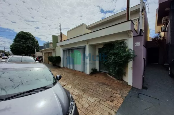Sobrado Comercial/Residencial em ótima localização no JD Sumaré, Zona Sul,252m² de área útil.