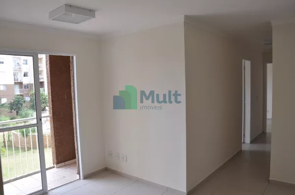 Apartamento em ótima localização na Av Caramuru com 55m² de área útil.