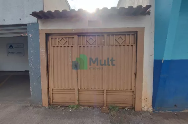 Imóvel Comercial à Venda localizado em ótimo ponto na Av. Saudade.