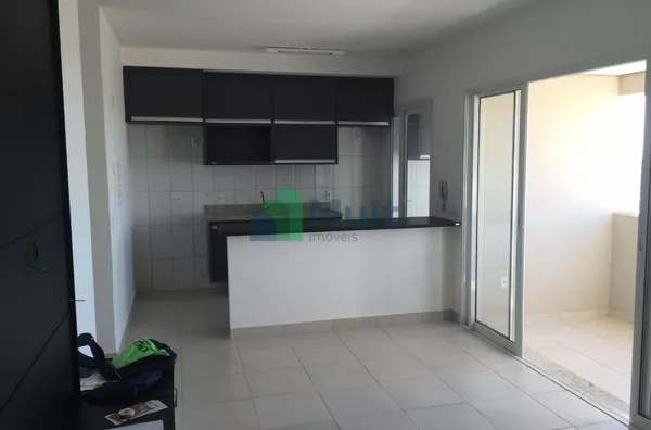 Apartamento em ótima localização  com 54m², Av. Pres. Vargas.