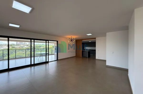 Apartamento de Alto Padrão localizado no Bairro Olhos D'água com 298m² de área útil.