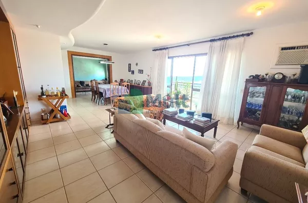 Apartamento Mobiliado ou Não em  excelente localização próximo à Av. Nove de Julho, Hospital São Lucas, Empório Mix com 200m² de área privativa.