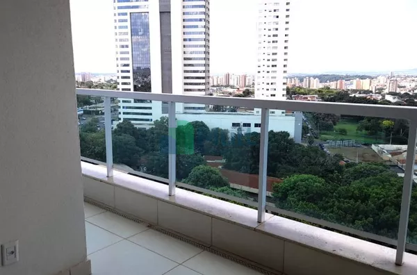 Apartamento face sombra e andar alto com 78m² de área útil em ótima localização próximo a Av. Prof. João Fiúsa.