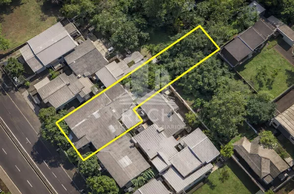 Casa com 4 quartos em terreno de 700m²
