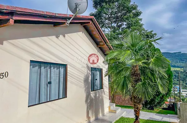 Vende-se Casa no bairro Barragem, Rio do Sul / SC