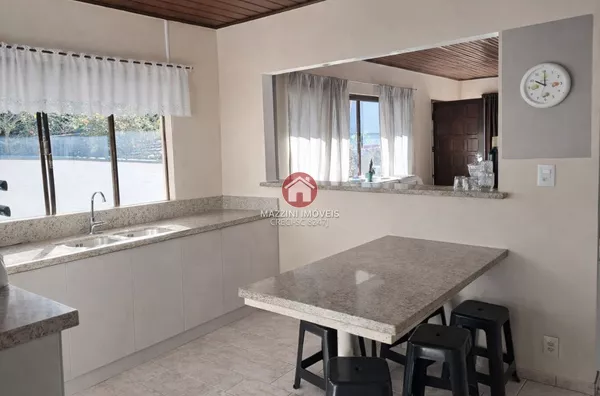 Vende-se Casa no bairro Sumaré, Rio do Sul / SC