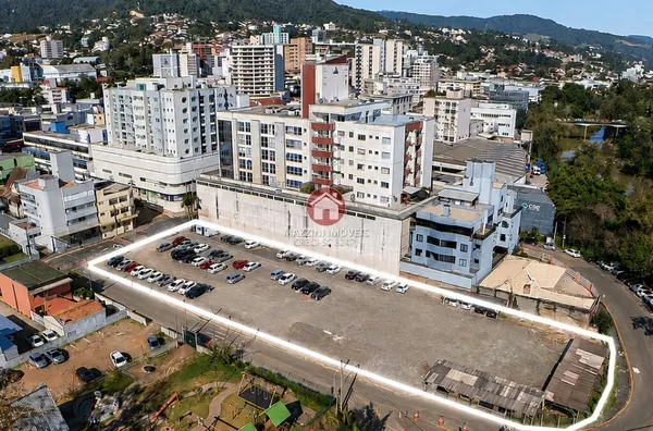 Vende-se Terreno no Centro de Rio do Sul/SC
