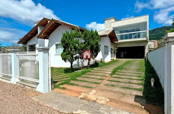 Vende-se Casa no bairro Budag, Rio do Sul-SC