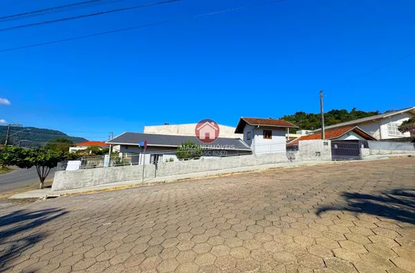 Vende-se Duas Casas no bairro Taboão, Rio do Sul/SC
