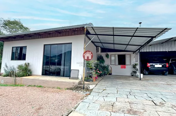Vende-se Três Casas no bairro Taboão, Rio do Sul / SC