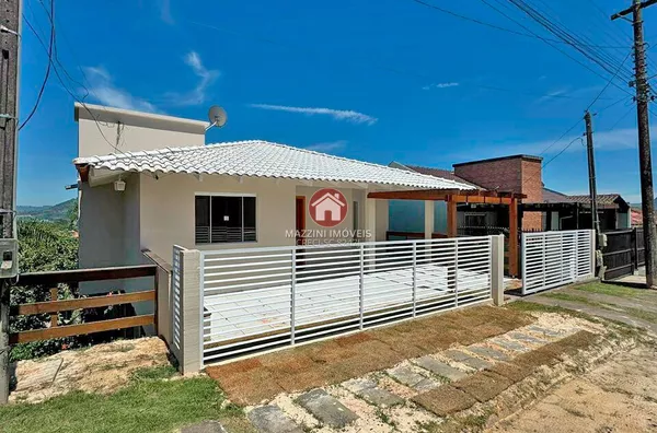 Vende-se Casa no bairro Taboão, em Rio do Sul/SC