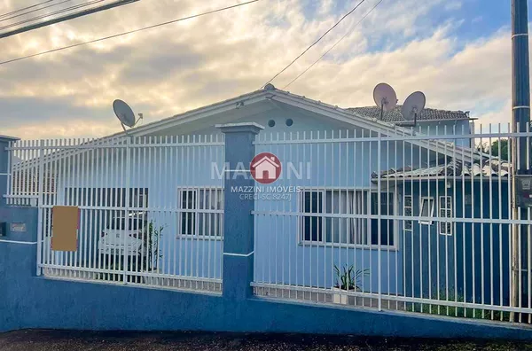 Vende-se Casa no bairro Laranjeiras, em Rio do Sul / SC