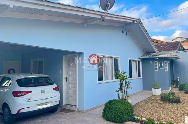 Vende-se Casa no bairro Laranjeiras, em Rio do Sul / SC