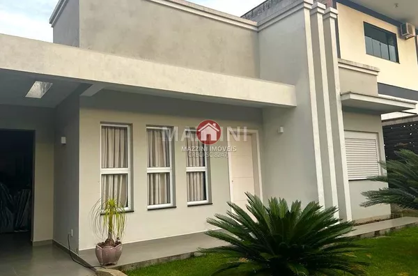 Vende-se Casa no bairro Canta Galo, em Rio do Sul / SC