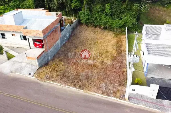 Vende-se Terreno no Lot. Novo Horizonte, em Rio do Sul / SC