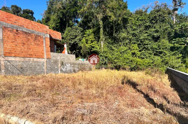 Vende-se Terreno no Lot. Novo Horizonte, em Rio do Sul / SC