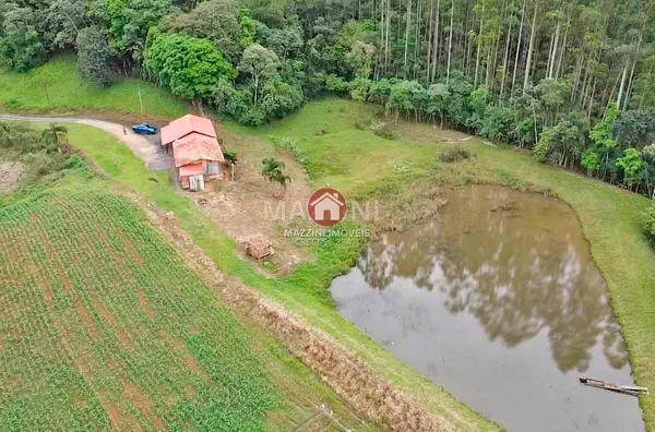 Vende-se Sítio com Casa no bairro Valada São Paulo, Rio do Sul / SC