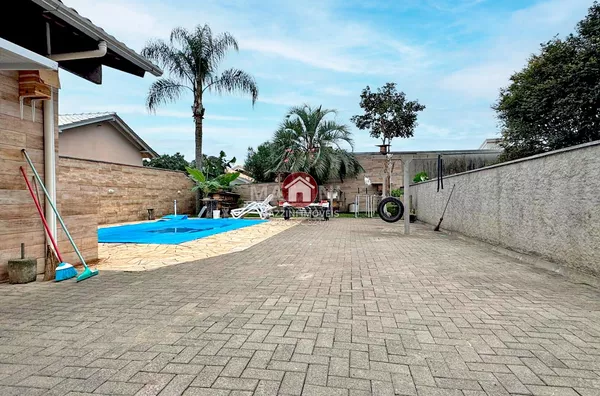 Vende-se Casa no bairro Laranjeiras, Rio do Sul / SC