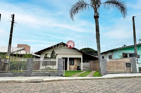 Vende-se Casa no bairro Laranjeiras, Rio do Sul / SC