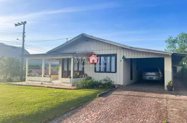 Vende-se Casa no bairro Bela Aliança, em Rio do Sul / SC