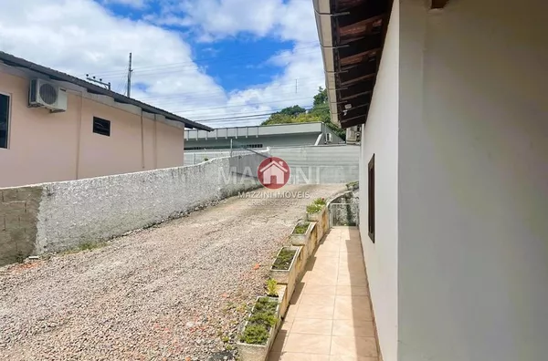 Vende-se Casa no bairro Santana, Rio do Sul / SC