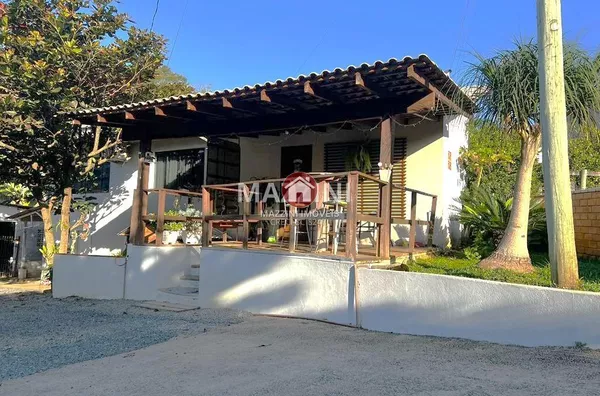 Vende-se Casa com Piscina no bairro Santana, Rio do Sul / SC