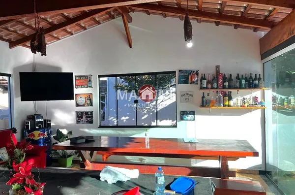 Vende-se Casa com Piscina no bairro Santana, Rio do Sul / SC